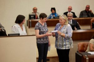 Remise du Prix Yves Cosson à Cécile Guivard en mai 2017 (© photo de C. Guivarch)